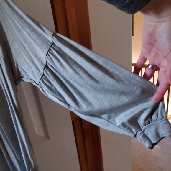 Top - Picture 2 of 2